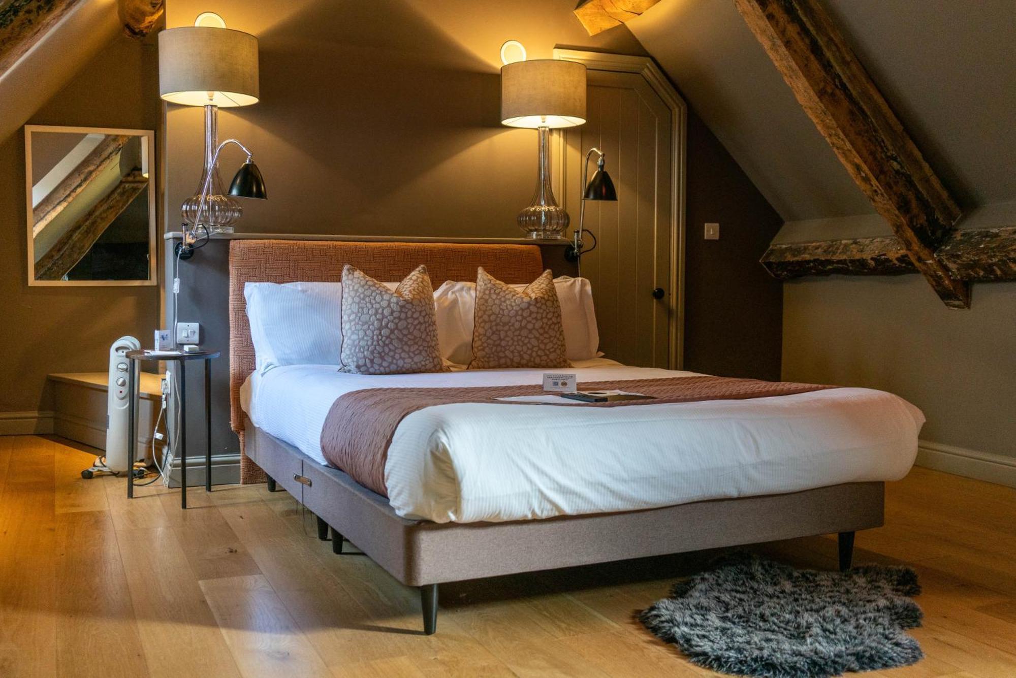 Inn The Archangel,restaurant & Bar With