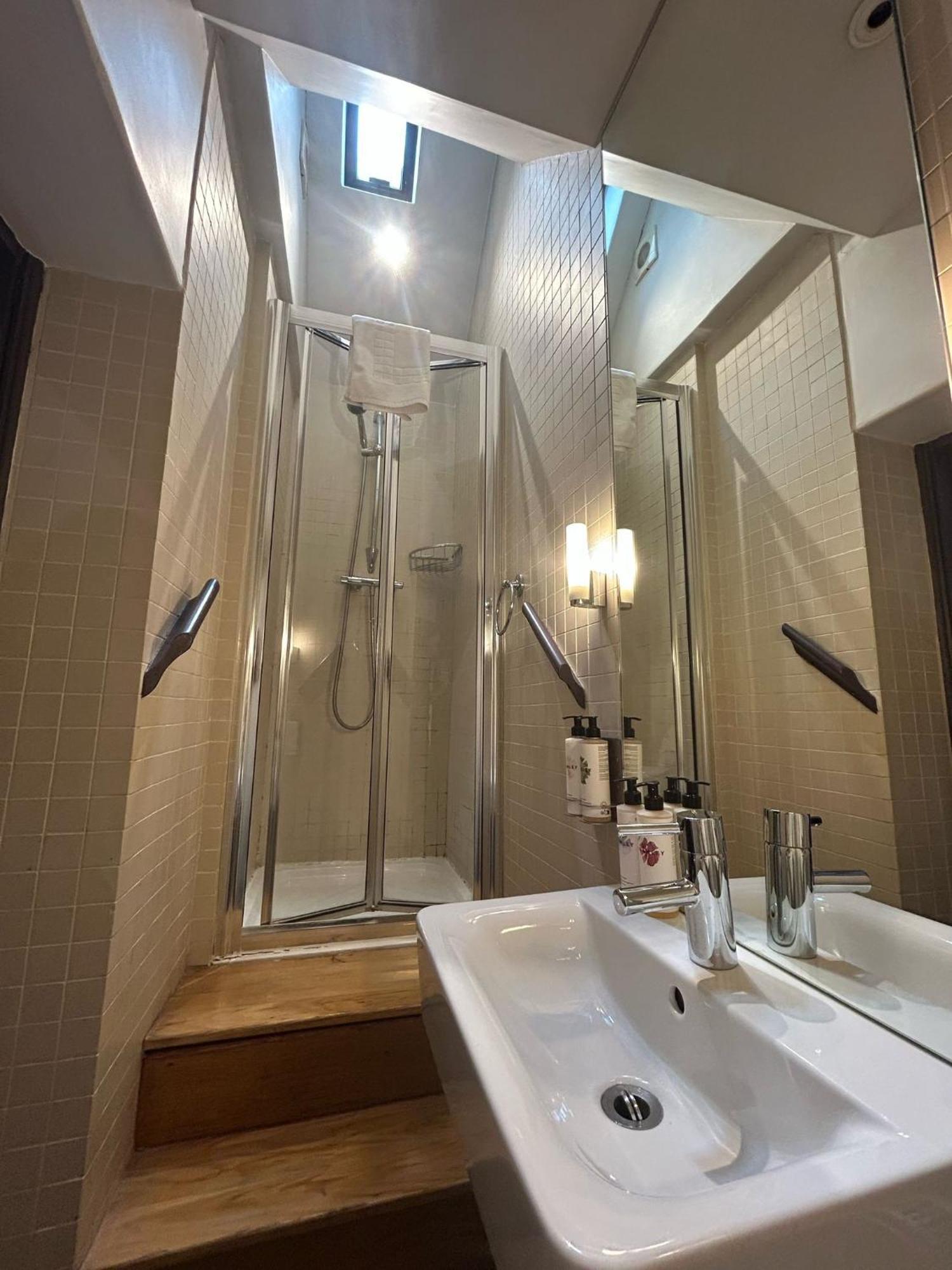 The Archangel,restaurant & Bar With Inn 4*